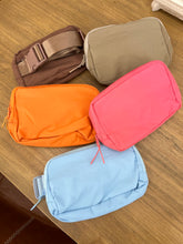 Load image into Gallery viewer, FANNY PACK (5 COLORS)
