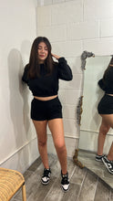 Load image into Gallery viewer, BLACK CROP SWEAT SHIRT SET
